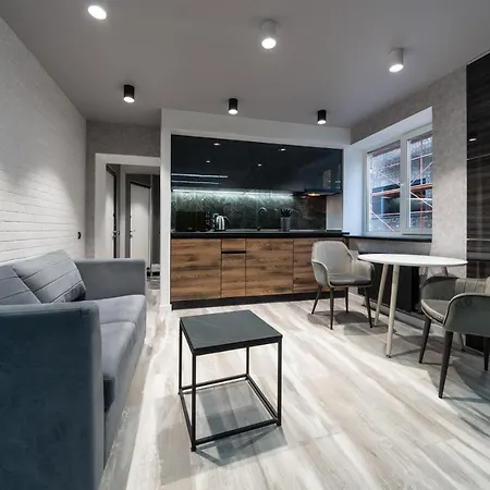 Luxrent Kreshatik Arenacity Skybar * Київ