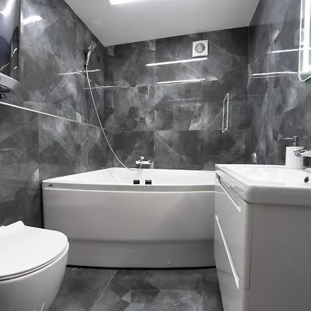 Апартаменти Luxrent Kreshatik Arenacity Skybar