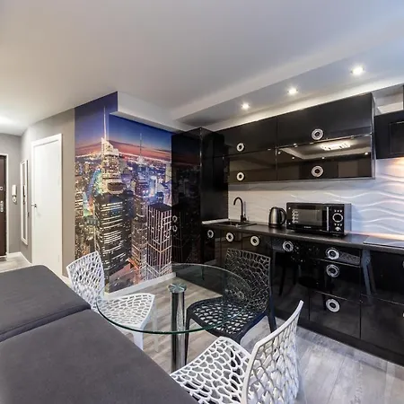 Luxrent Kreshatik Arenacity Skybar Апартаменти Київ